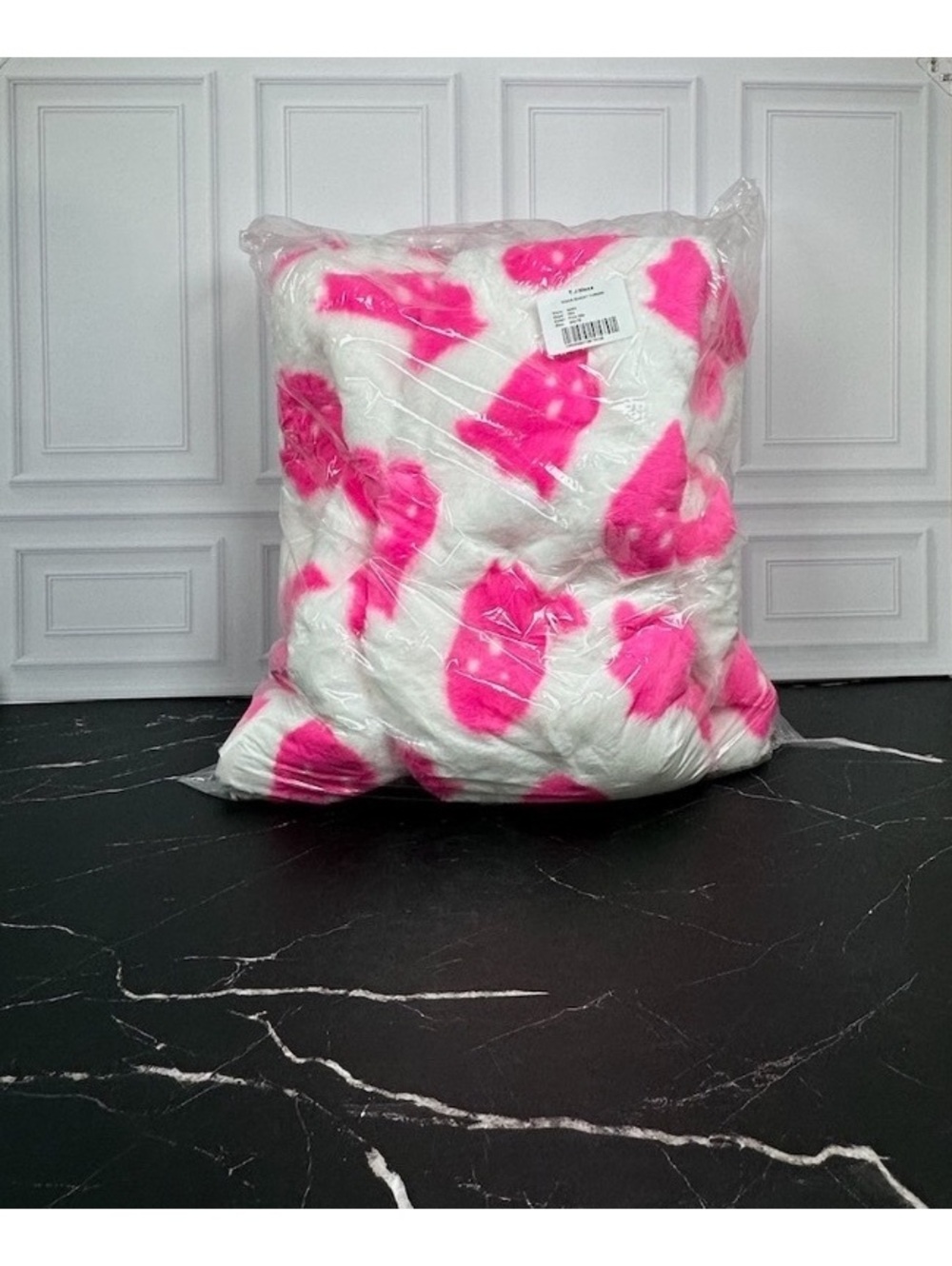 Koda Ghost Glow Throw 50x70